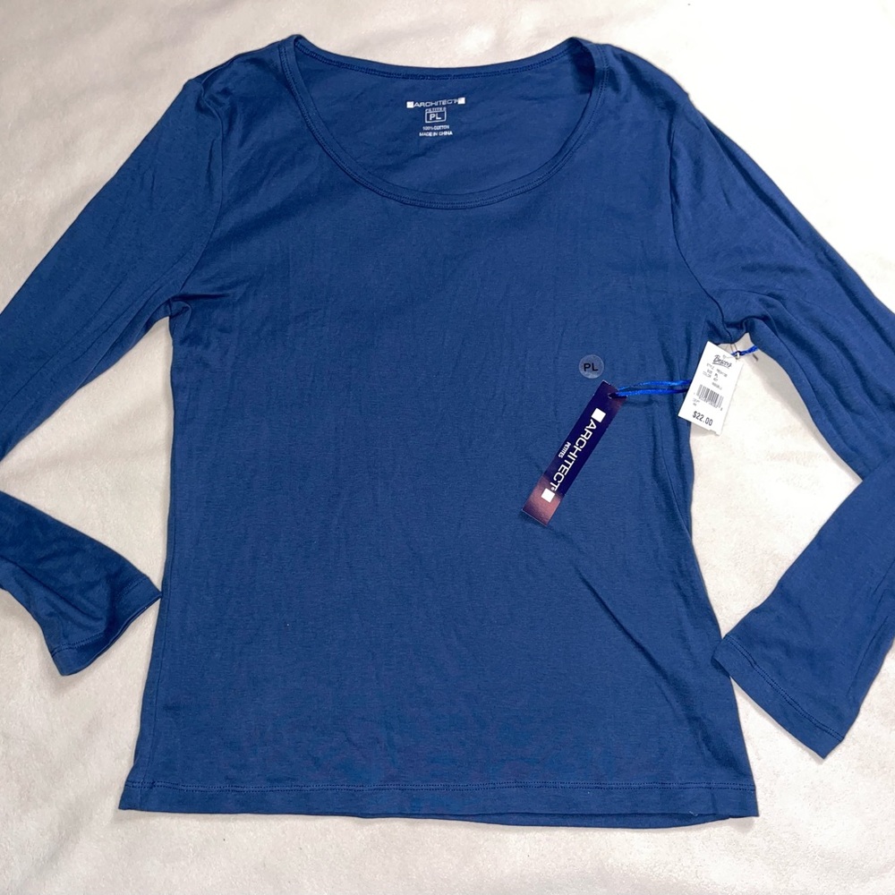 Architect Women's Navy Long Sleeve‎ Top